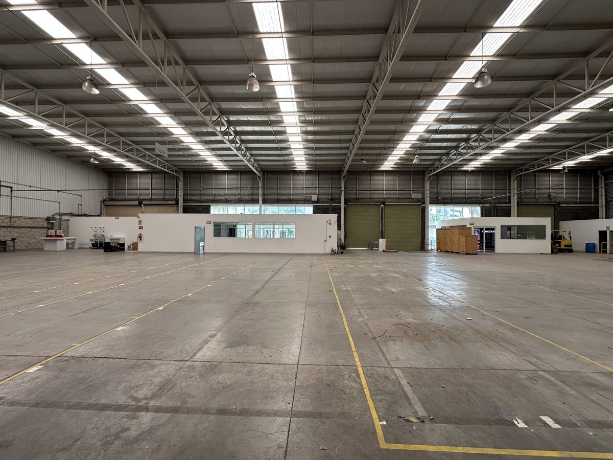 BODEGA RENTA 1,800 M2 PERIFERICO PARQUE INDUSTRIAL ZONA SUR GUADALAJARA MX